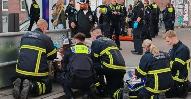 Při teroristickém útoku na vlakovém nádraží v Hamburku bylo zraněno 12 lidí