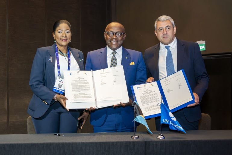 Les Bahamas lancent le premier défi à l’île Caribienne durable dans la région des Caraïbes du 70e comité du Comité régional pour le tourisme des Amériques.