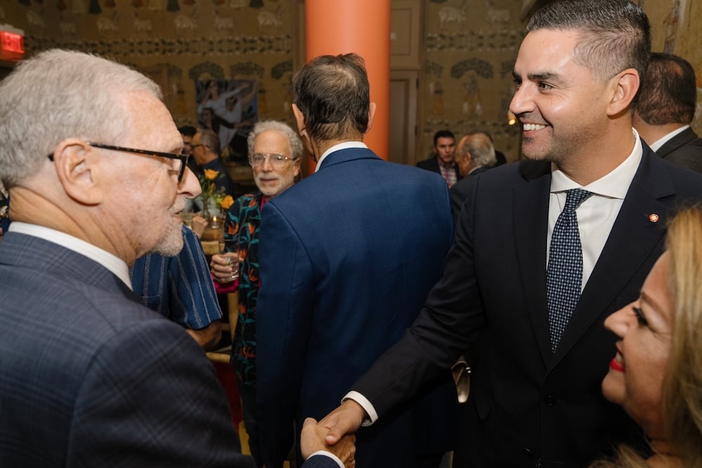 Peter Greenberg vítá ctihodného Iana Borga | eTurboNews | eTN