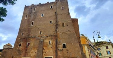 Torre
